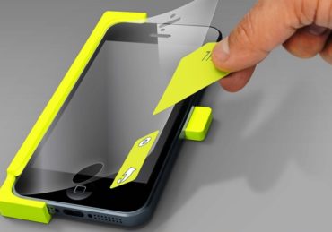 Cara Pasang Tempered Glass di Ponsel dengan Mudah dan Cepat