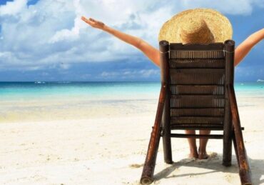 Tips Liburan ke Pantai agar Asyik dan Tetap Nyaman