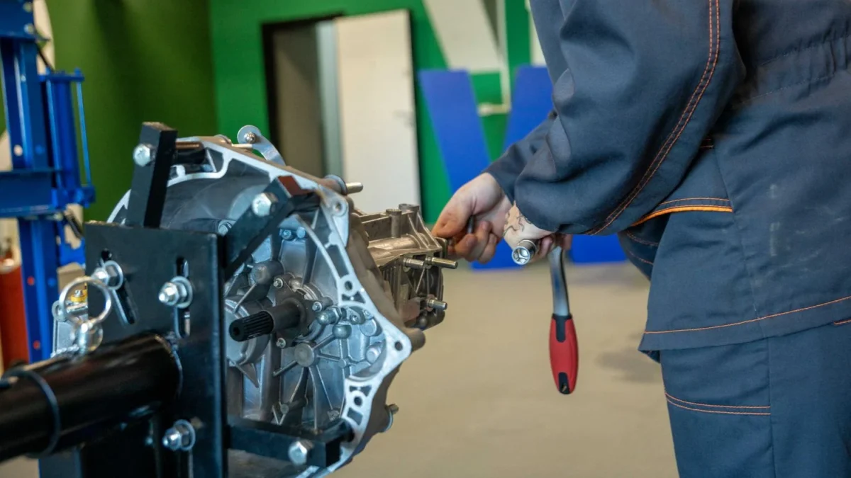 7 Cara Merawat Mesin Mobil Matic Agar Awet dan Responsif