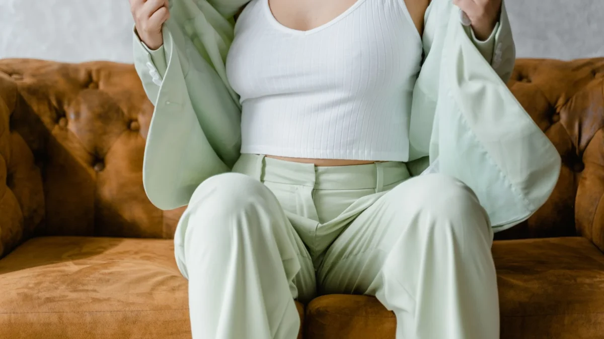Tips Memilih Outfit Sesuai Bentuk Tubuh Paling Tepat Dan Modis